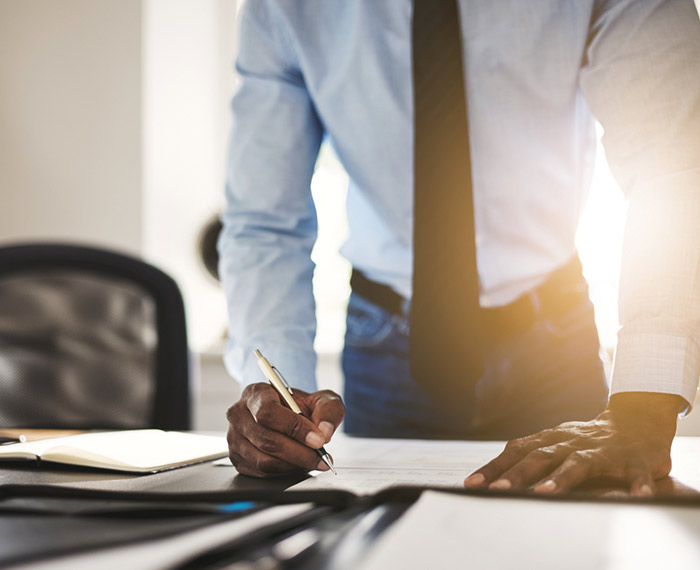 Maître Nkele Médard : Avocat à Chambéry