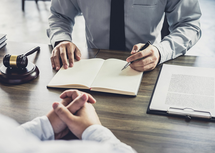 Maître Nkele Médard : Avocat à Chambéry